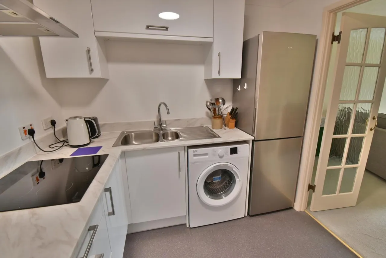 St Marys Mews, BH22, photo 4