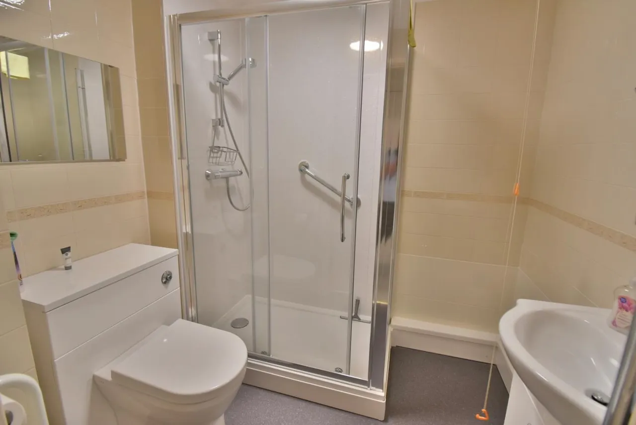 St Marys Mews, BH22, photo 9