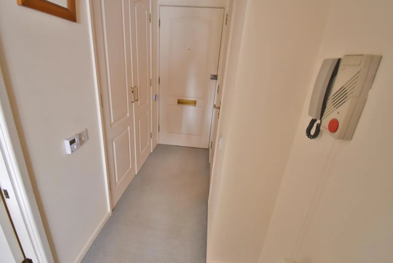 St Marys Mews, BH22, photo 10