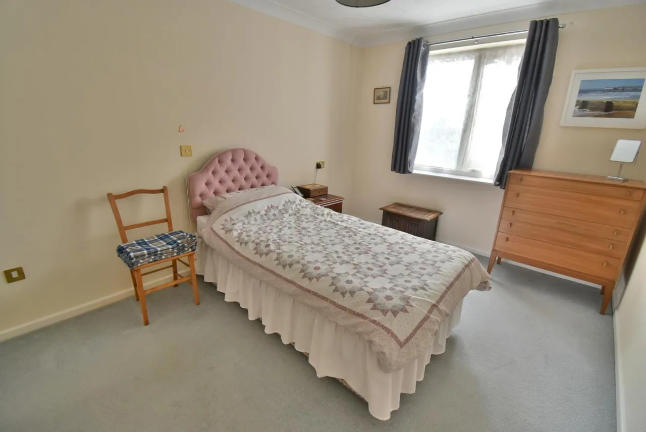St Marys Mews, BH22, photo 7