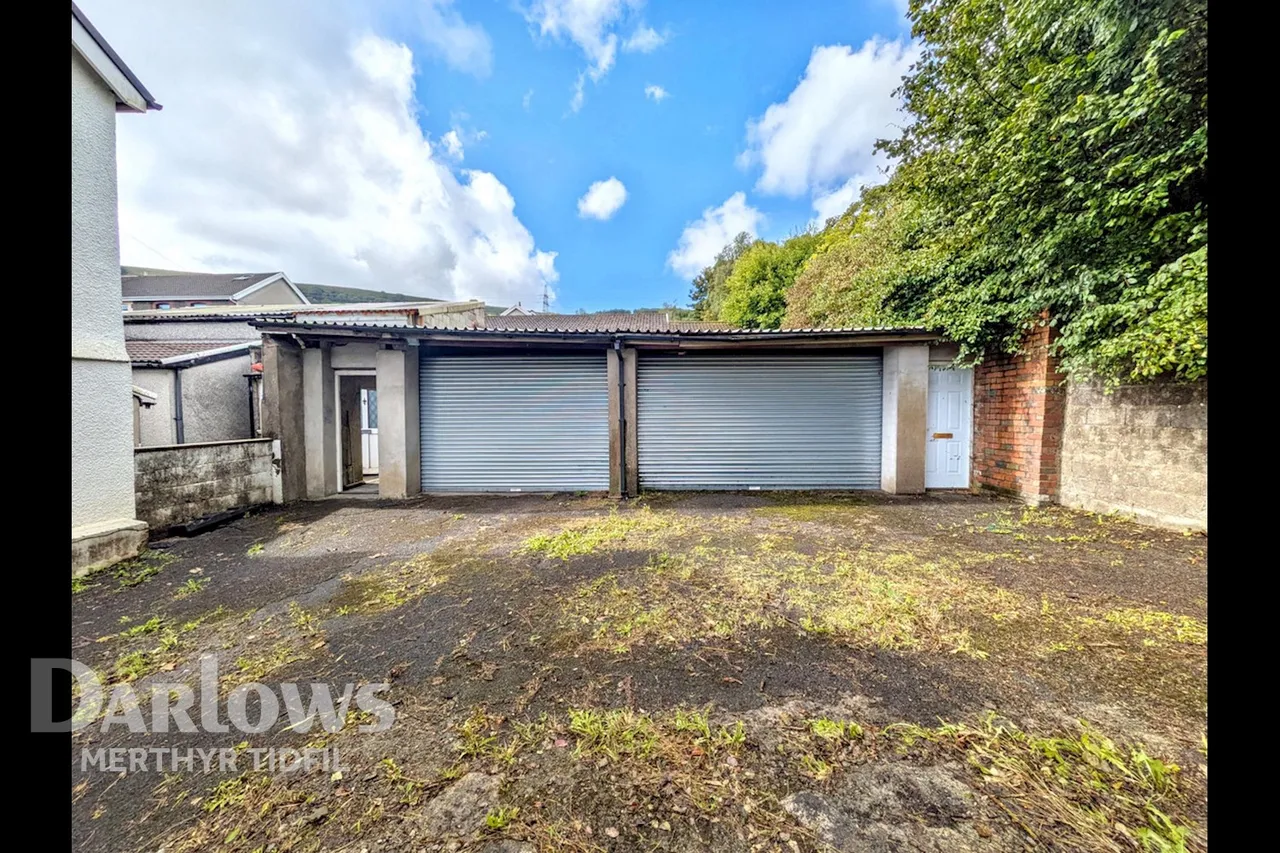 Pantglas Road, Merthyr Tydfil, photo 7