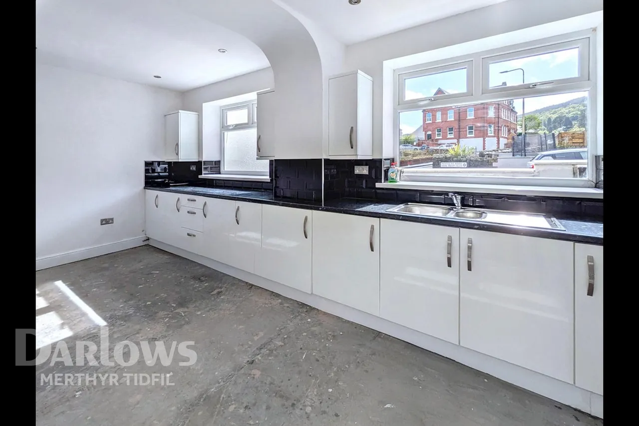 Pantglas Road, Merthyr Tydfil, photo 12