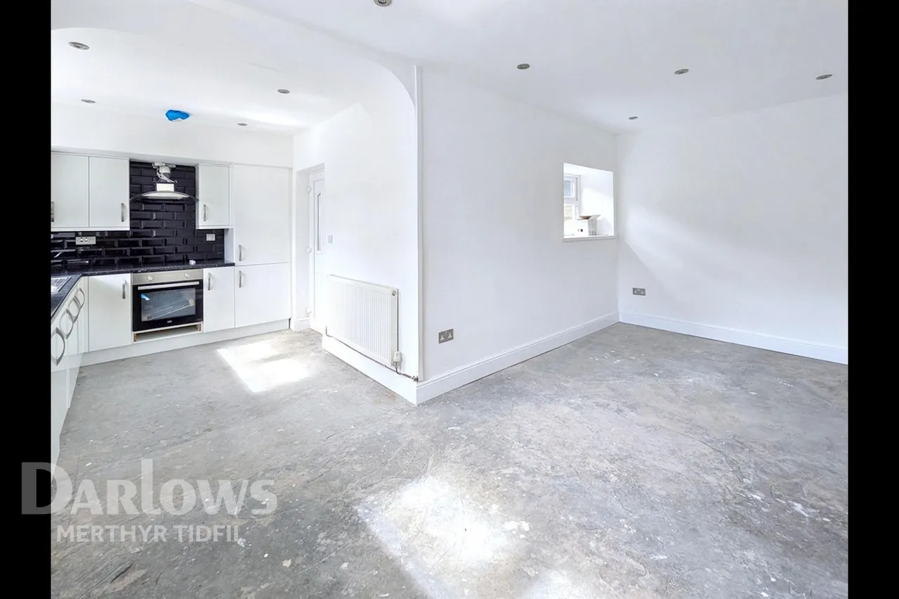 Pantglas Road, Merthyr Tydfil, photo 8