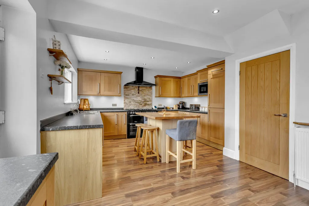 Yarwood Close, Heywood OL10 4DG, photo 9