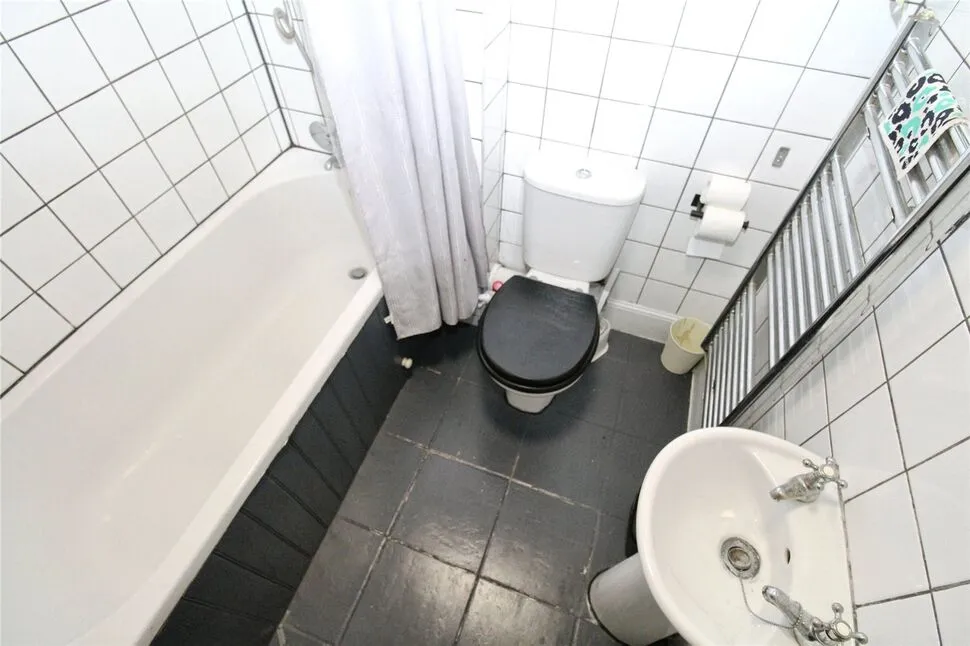 Hardy Close, Southampton, Hampshire, SO15, photo 6