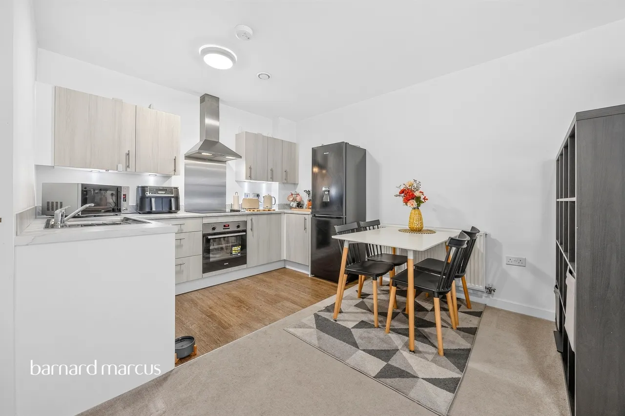 Thimble Crescent, Wallington, SM6, photo 4