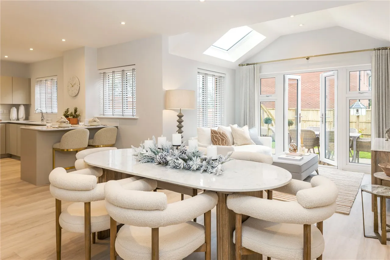 Millet Road, Finchwood Park, Wokingham, Berkshire, RG40 4BH, photo 3