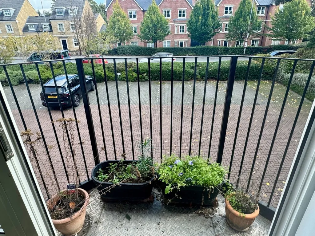 Deighton Road, LS22, photo 6