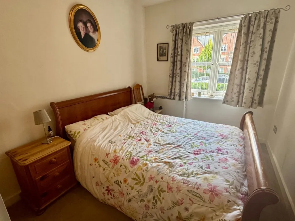 Deighton Road, LS22, photo 7