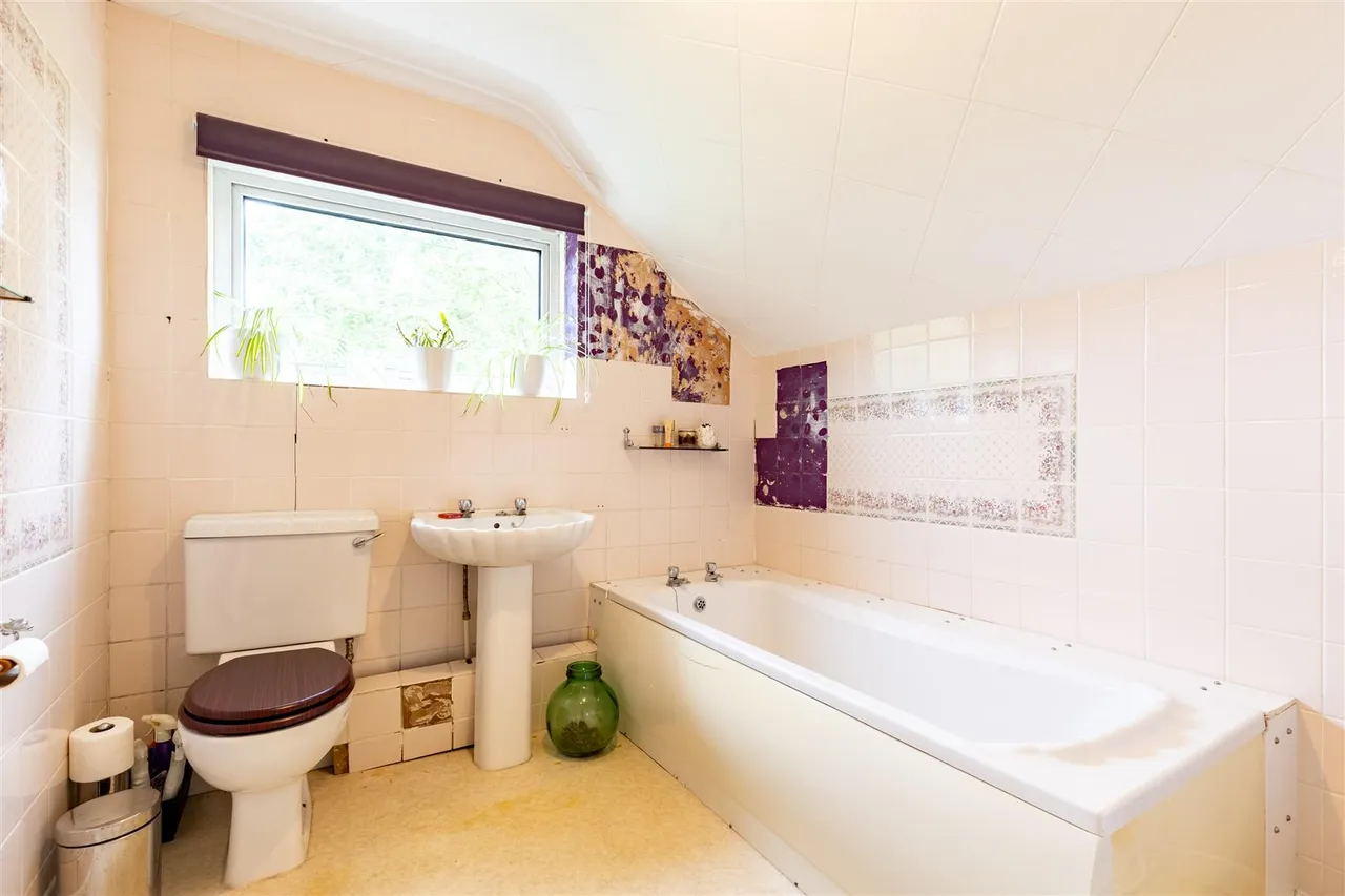 Crudwell, Malmesbury, SN16, photo 16
