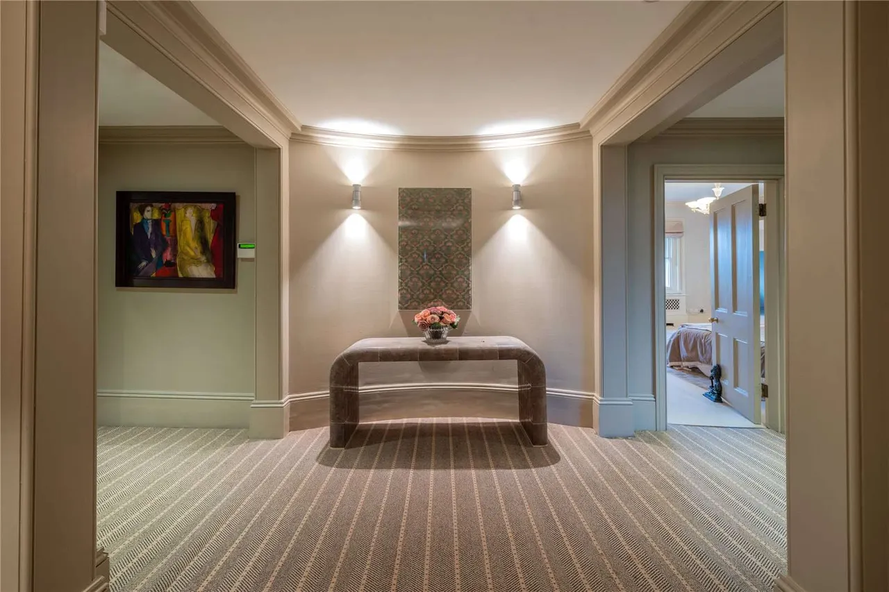 Gloucester Gate, Regent's Park, London, NW1 4HG, photo 11