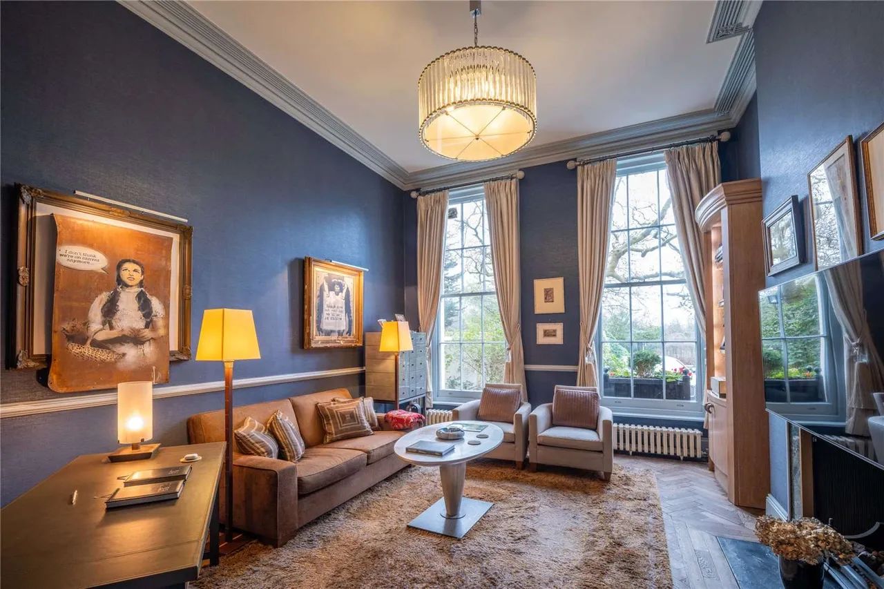 Gloucester Gate, Regent's Park, London, NW1 4HG, photo 10