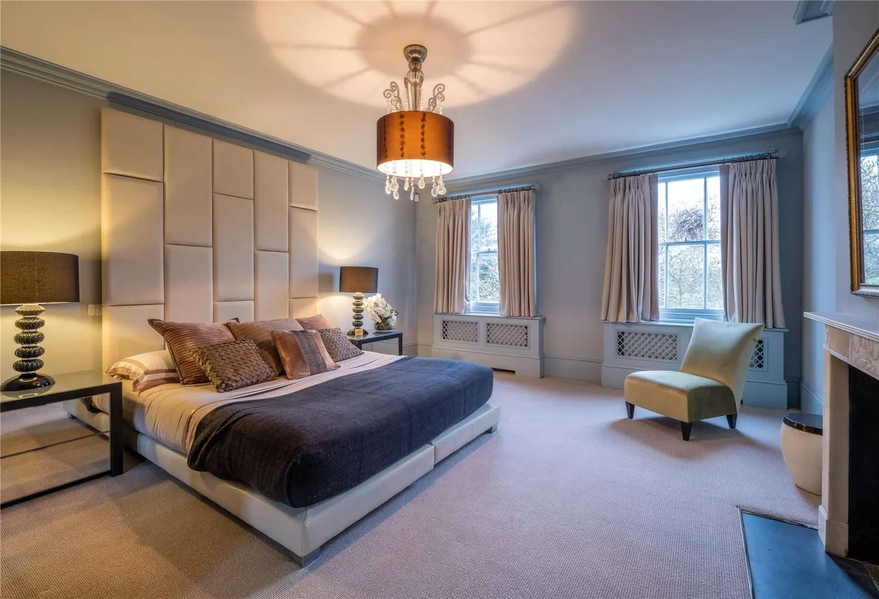 Gloucester Gate, Regent's Park, London, NW1 4HG, photo 12