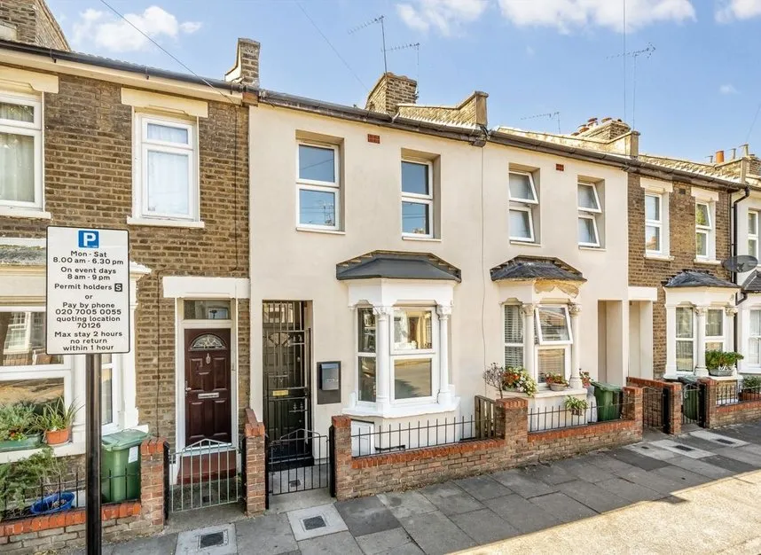 Holness Road, Stratford, E15, photo 10
