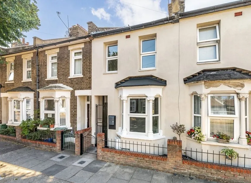 Holness Road, Stratford, E15, photo 11