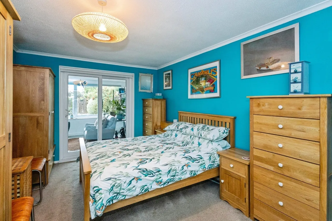Selsey Close, Hayling Island, PO11, photo 9