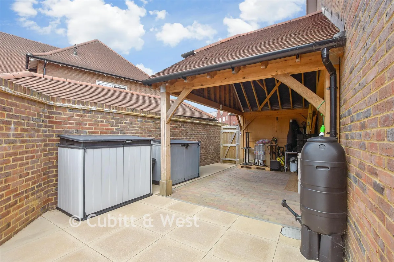 Town Wood Close, Lindfield, RH16, photo 16