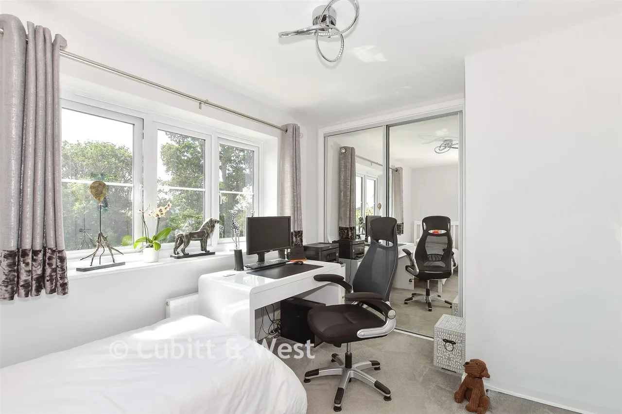 Town Wood Close, Lindfield, RH16, photo 11