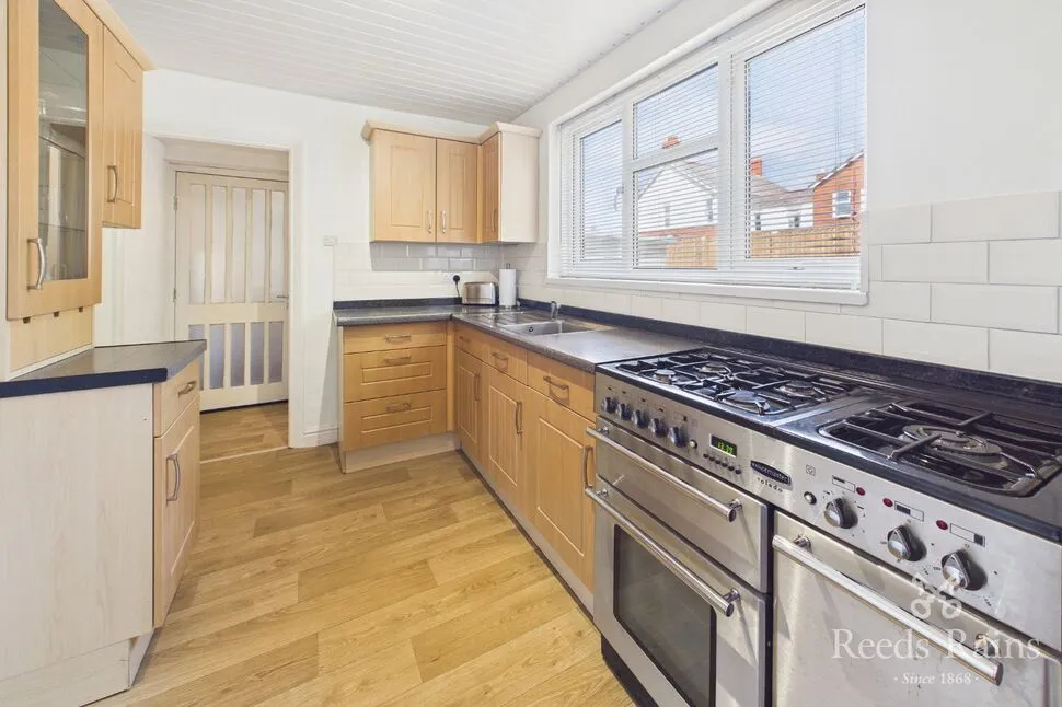 Russell Court, Rhyl, Denbighshire, LL18, photo 4