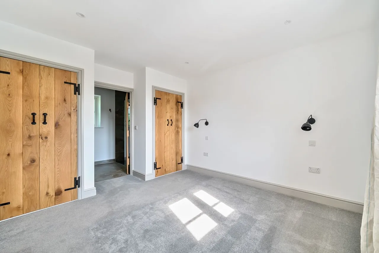 Silver Street, South Cerney, GL7, photo 10