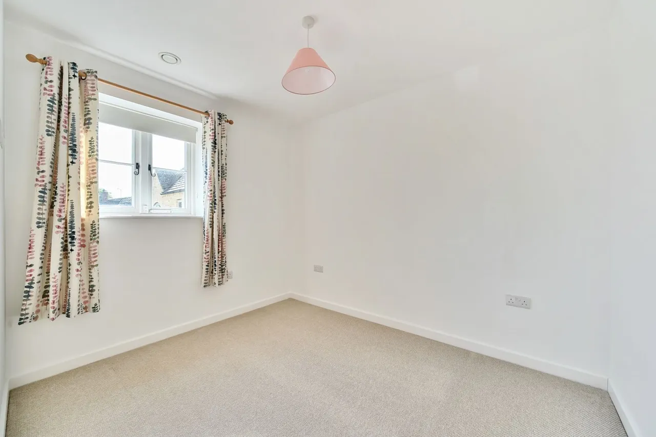 Silver Street, South Cerney, GL7, photo 7