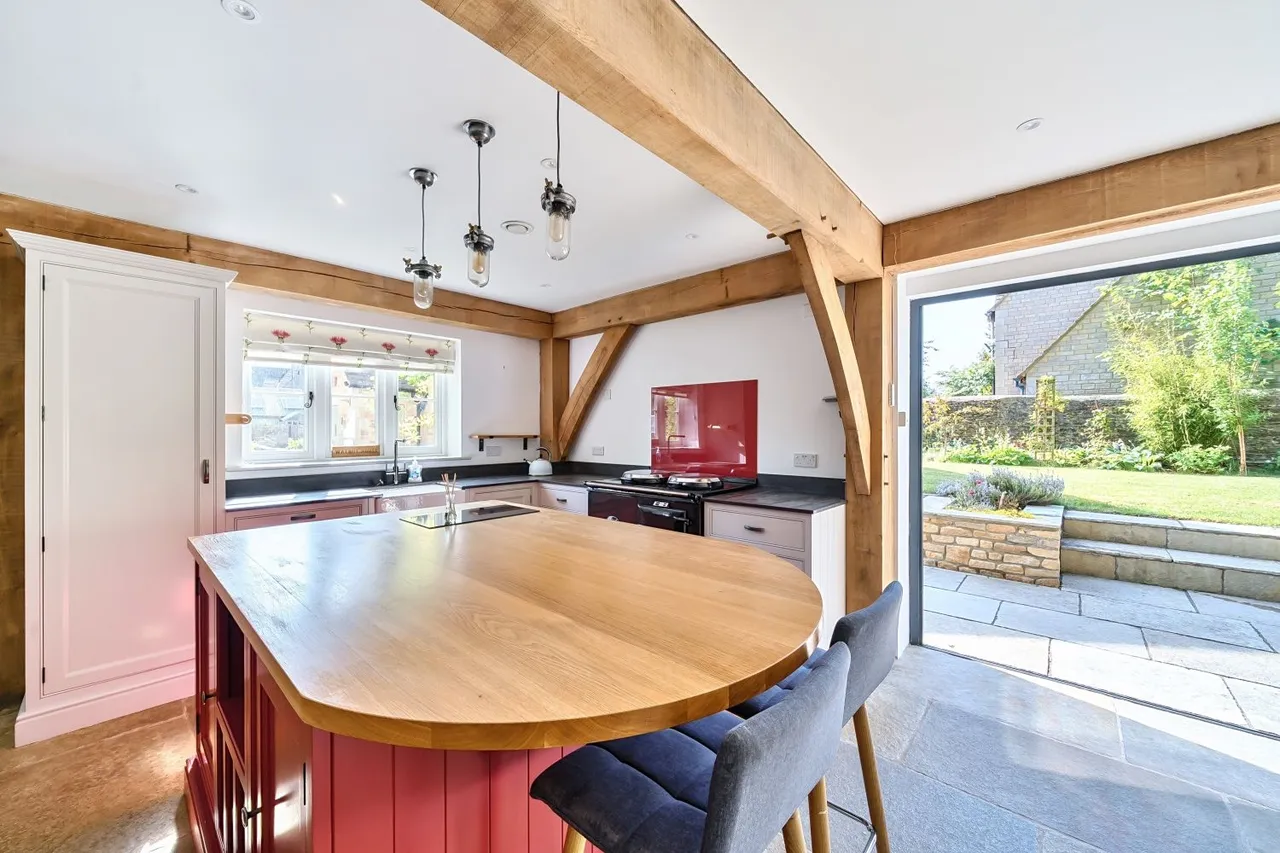 Silver Street, South Cerney, GL7, photo 13
