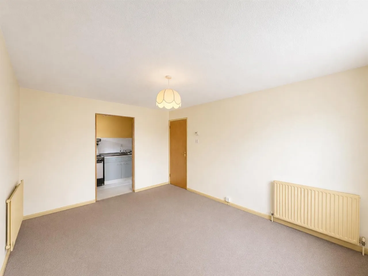 Orchard Road, Hounslow, TW4, photo 2