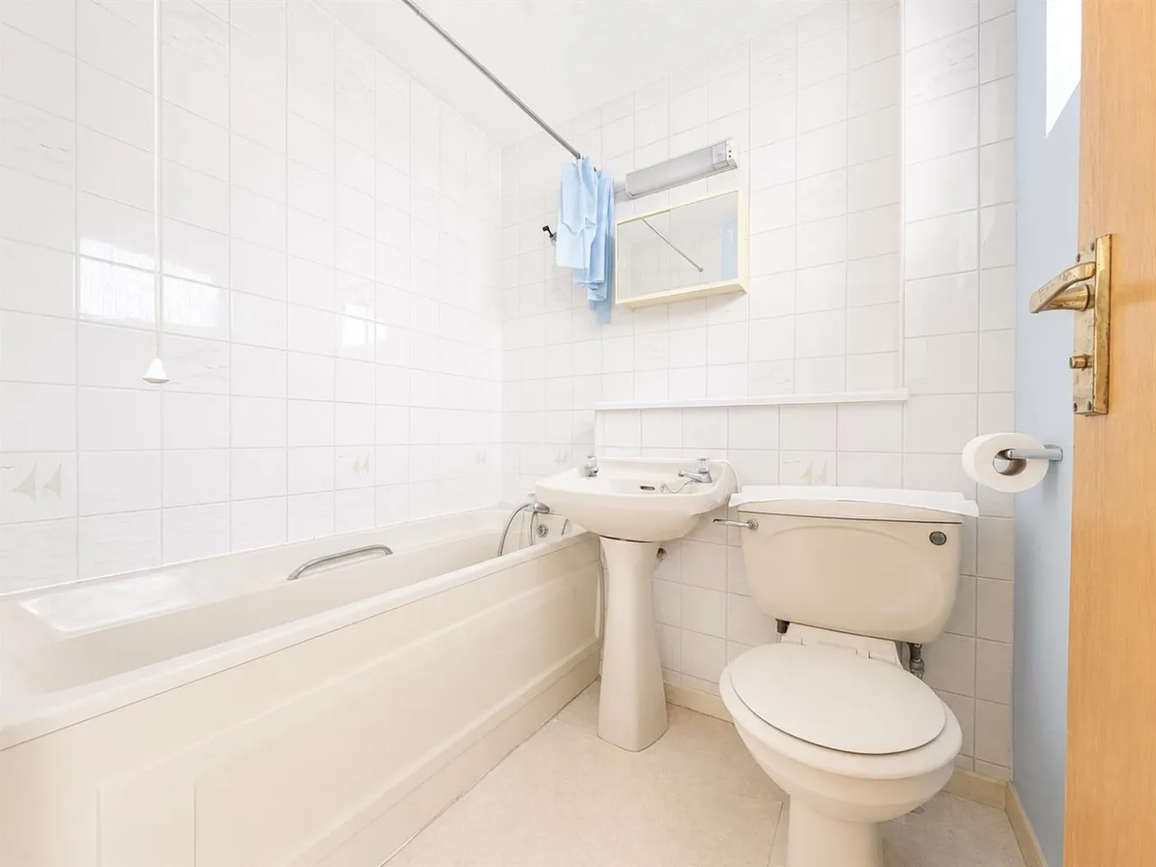 Orchard Road, Hounslow, TW4, photo 5