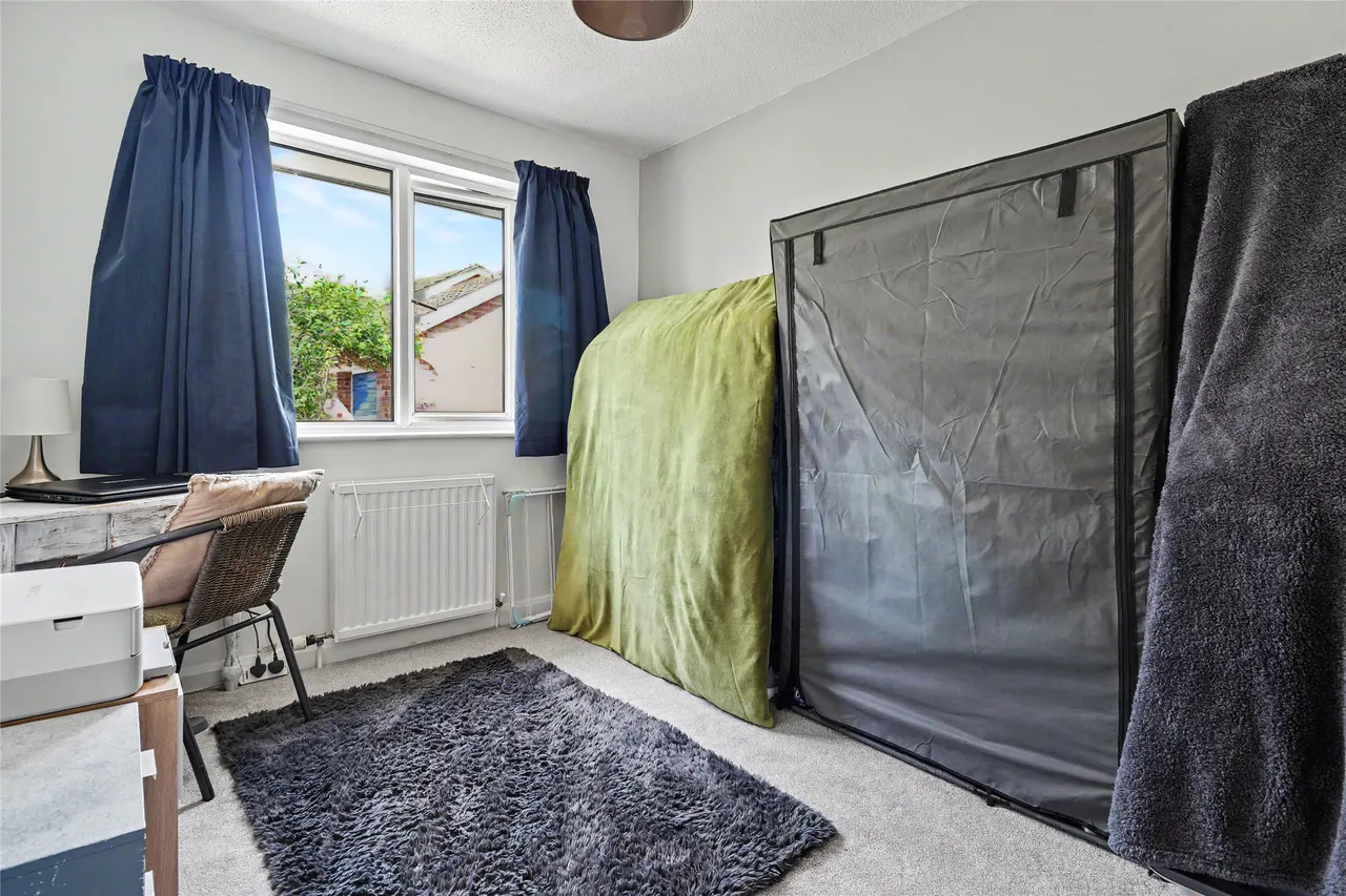 Russell Close, Landkey, EX32, photo 6