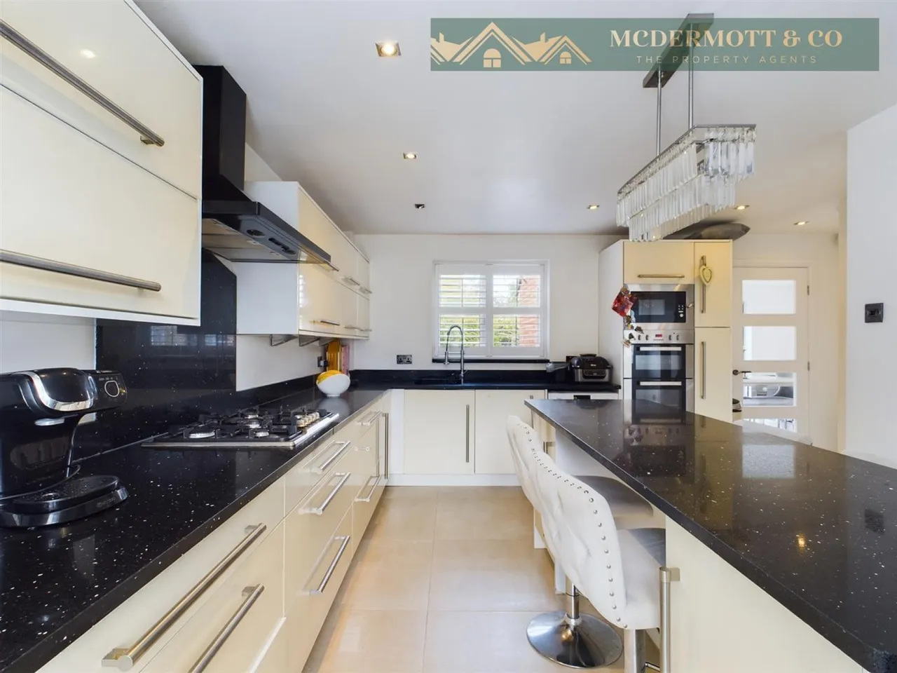 Yewdale Drive, Failsworth, M35, photo 17