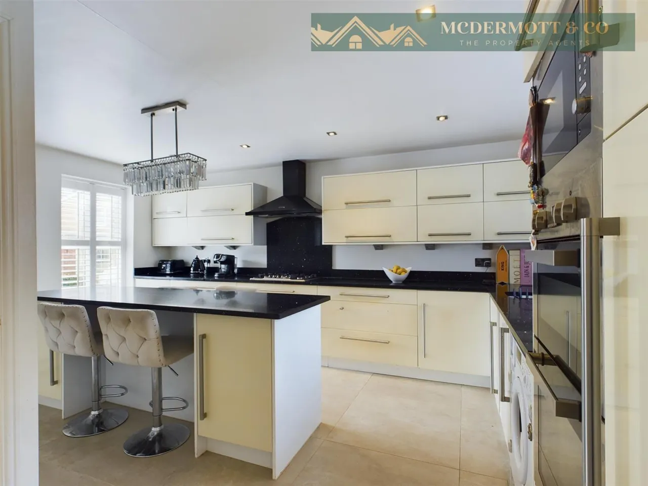 Yewdale Drive, Failsworth, M35, photo 16