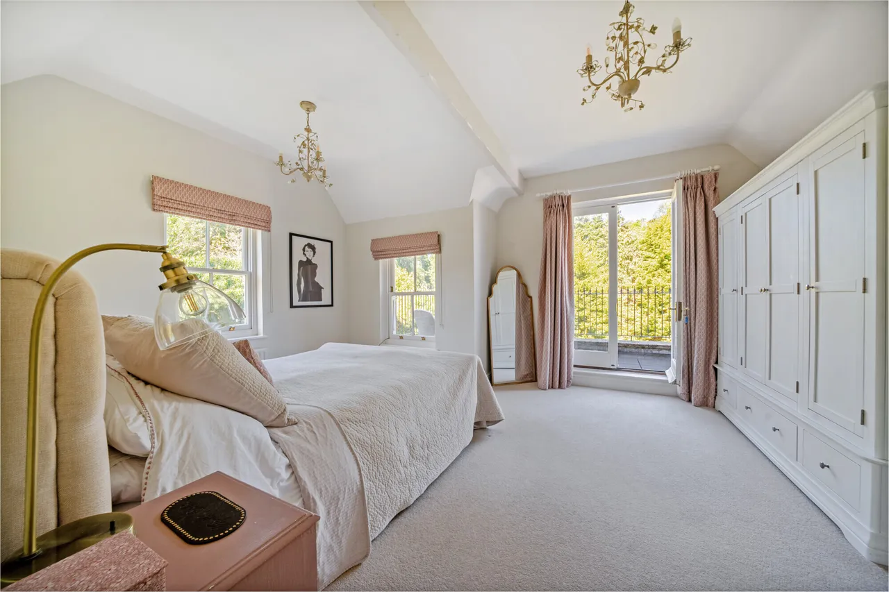 London Road, Rake, GU33, photo 7