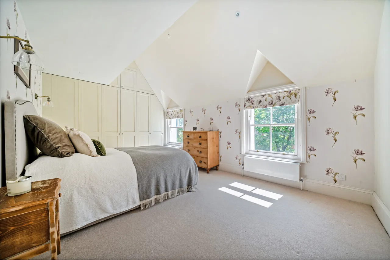 London Road, Rake, GU33, photo 8