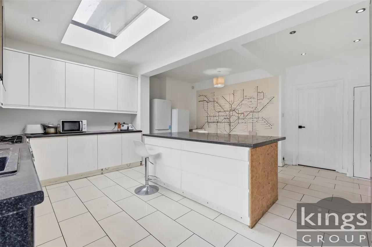 Brodie Road, Enfield, photo 3