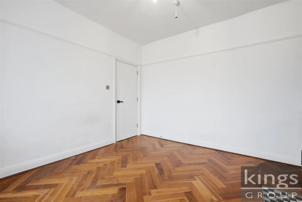 Brodie Road, Enfield, photo 7
