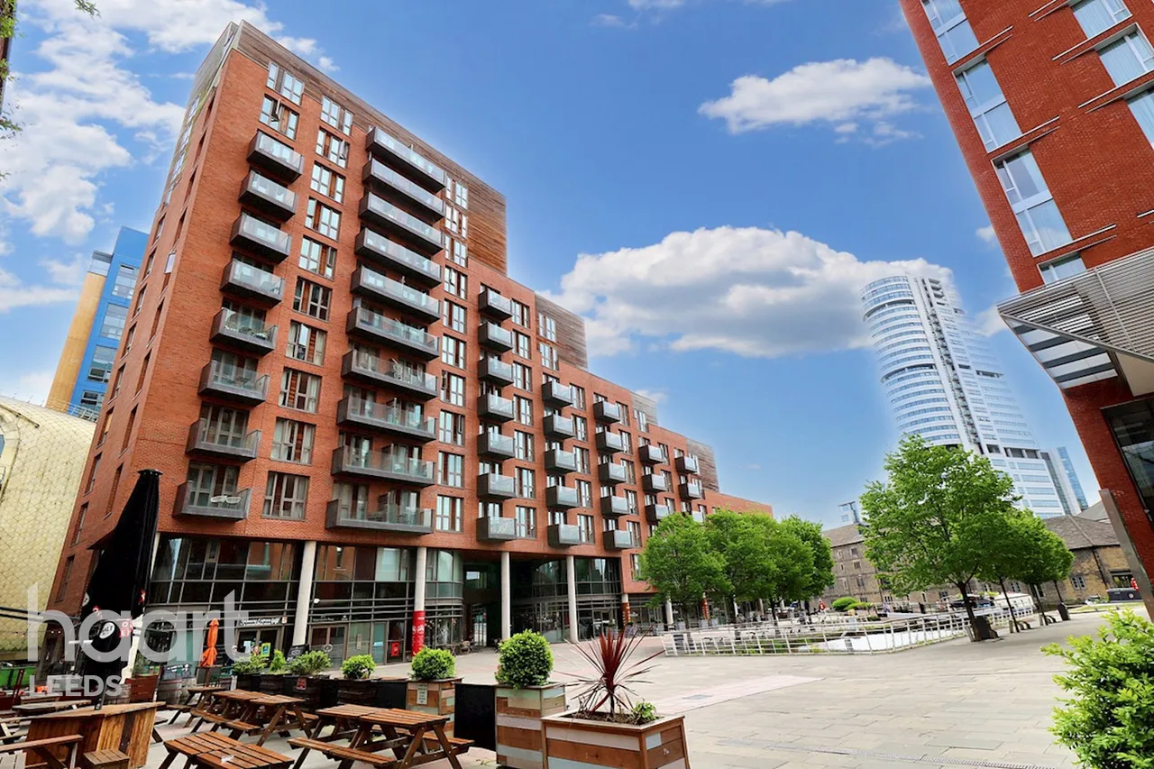 2 bed flat for sale, Wharf Approach, Leeds, LS1
