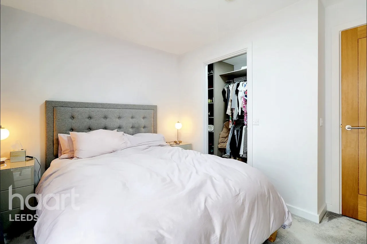 Wharf Approach, Leeds, LS1, photo 10