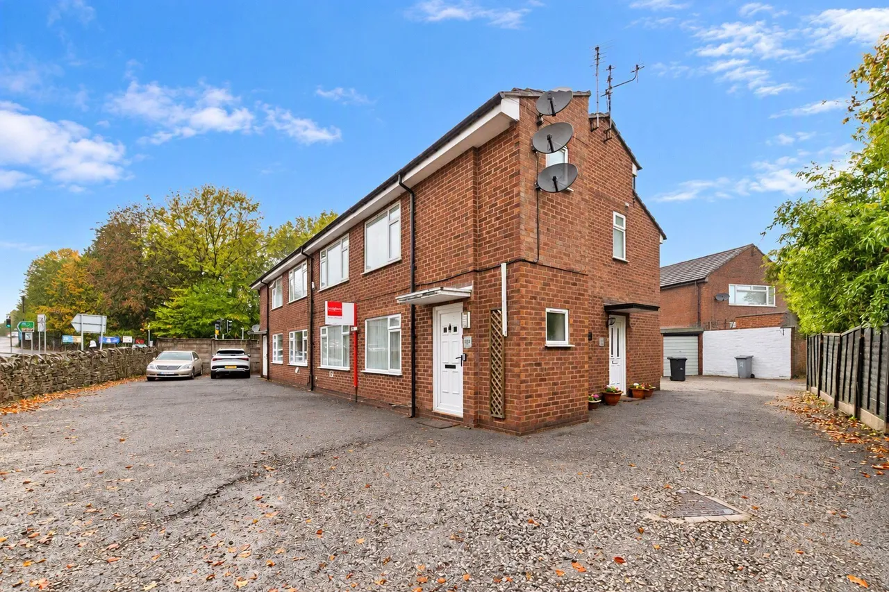 2 bed flat for sale, Park Lane, Macclesfield, SK11