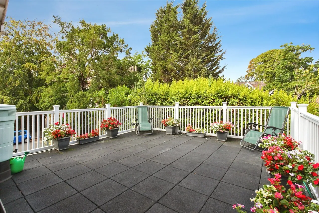 Dry Hill Road, Tonbridge, TN9, photo 6