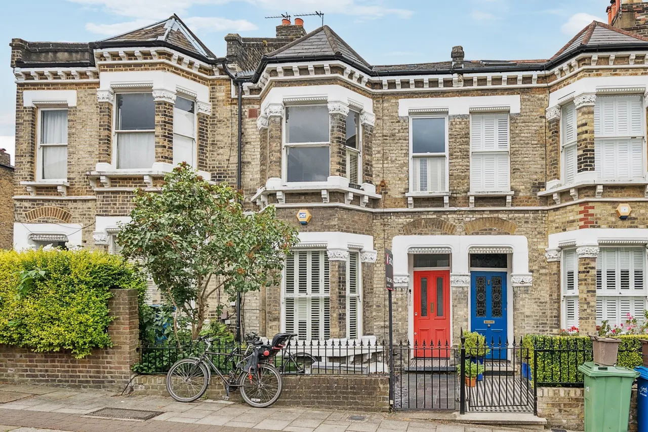 2 bed flat for sale — Shenley Road, London, SE5