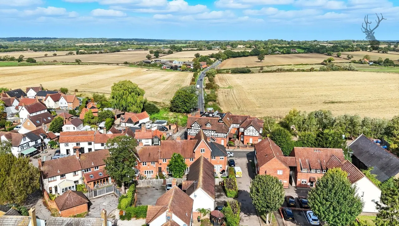 Market Place, Abridge, RM4, photo 17