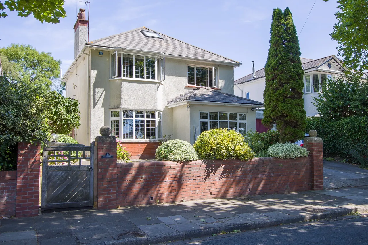 5 bed house for sale, Db