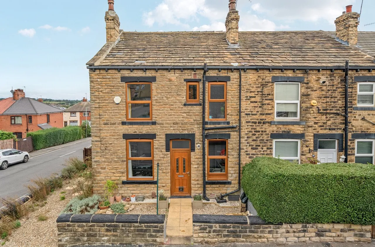 Pembroke Road, Pudsey, LS28, photo 19