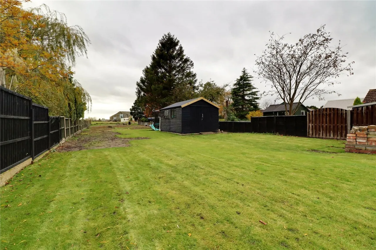 Brigg Road, Messingham, DN17, photo 23