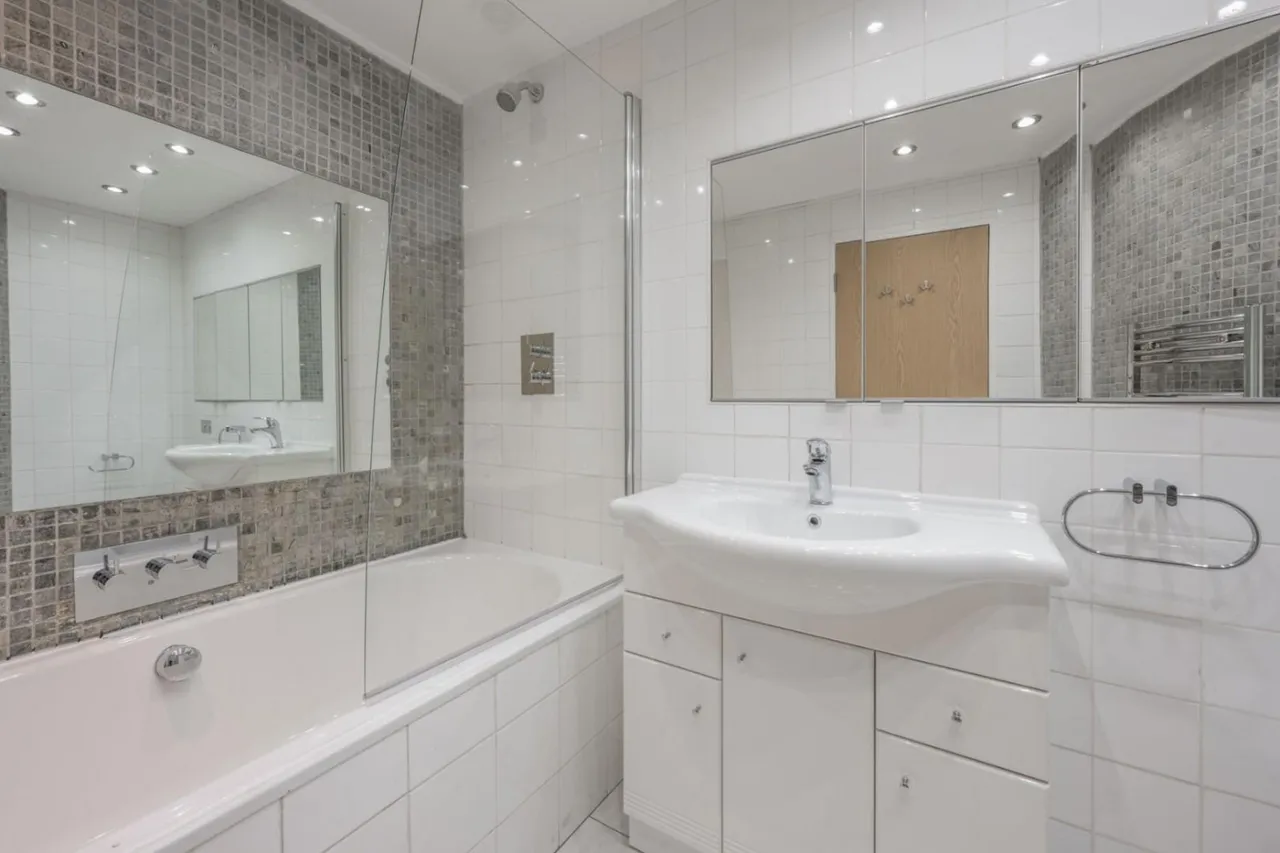 North Road, Harborne, B17, photo 17