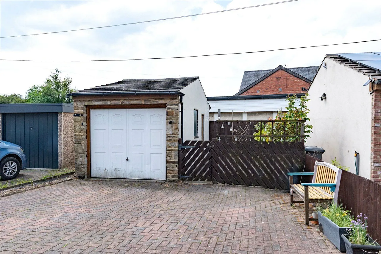 Sunset Terrace, Ilkley, LS29, photo 12