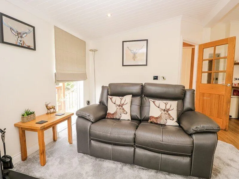 Grange-over-sands, LA11, photo 6