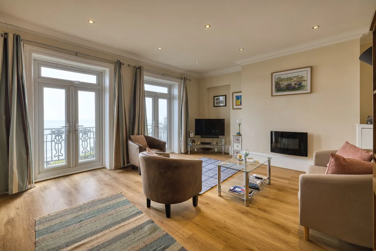 Queens Gardens, Broadstairs, CT10, photo 2