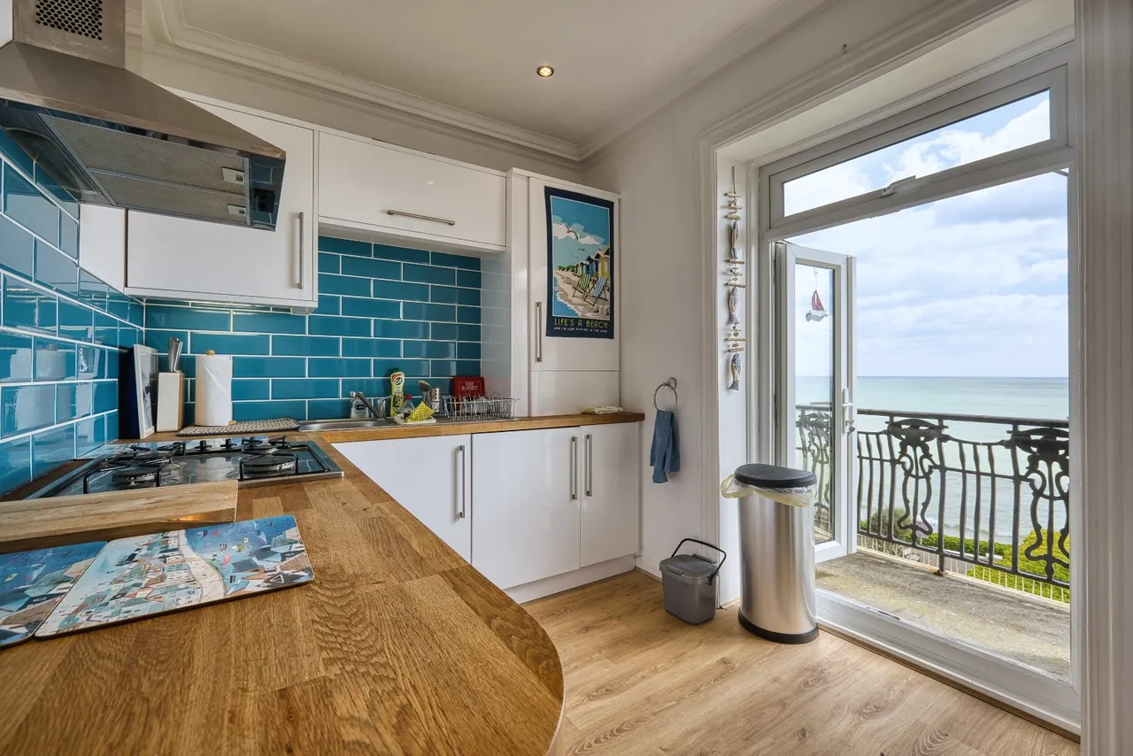 Queens Gardens, Broadstairs, CT10, photo 7