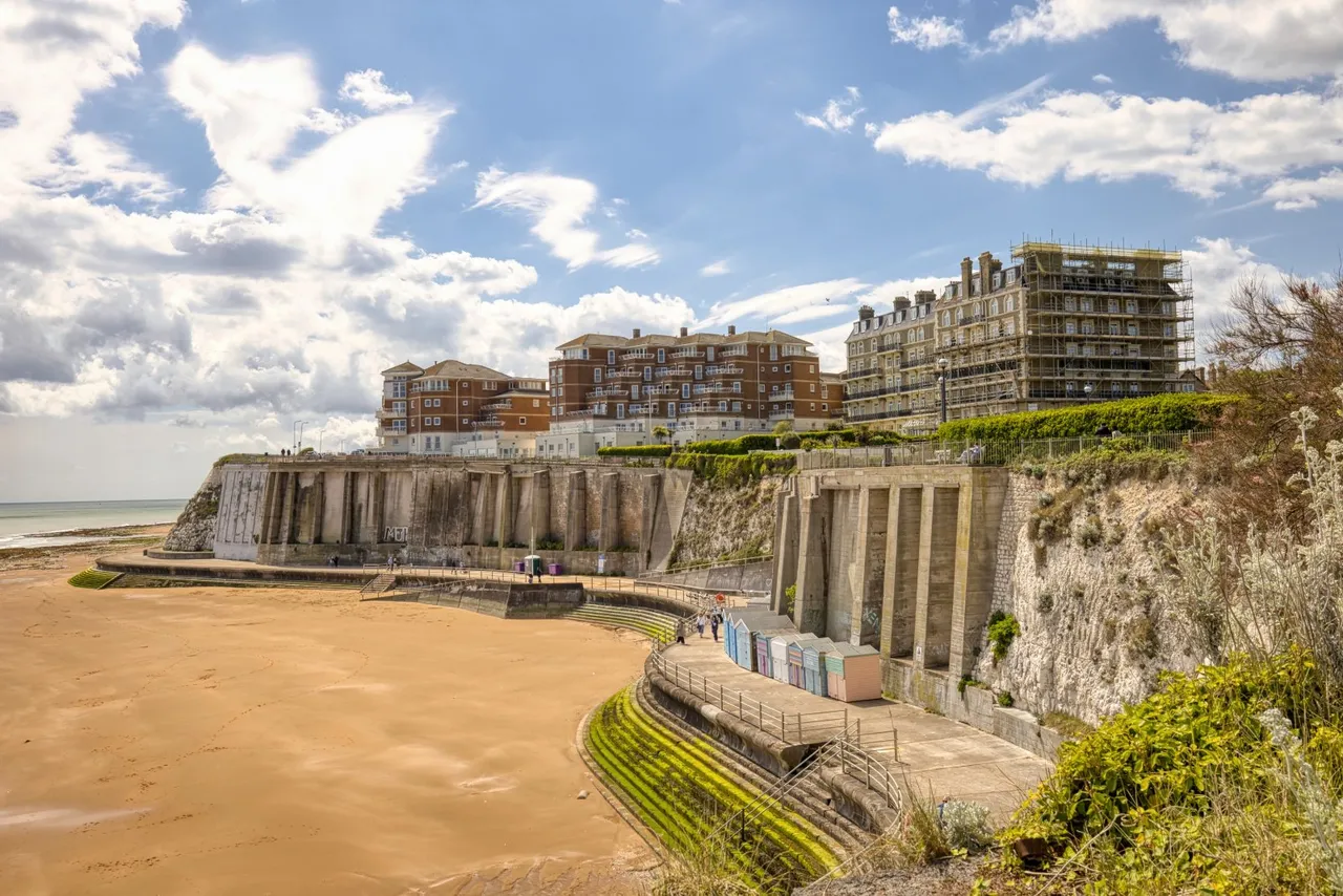 Queens Gardens, Broadstairs, CT10, photo 13